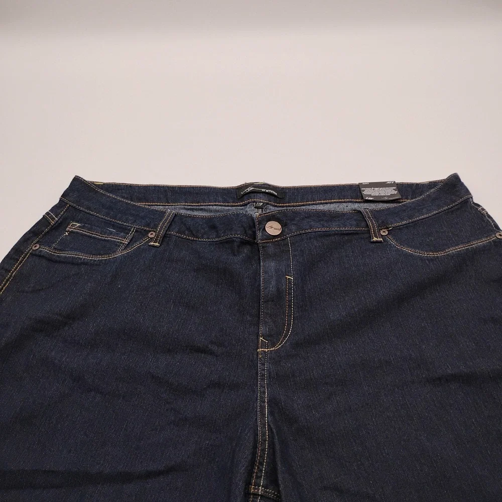 A3 Denim Womens Plus Size 22W Dark Wash Capri Jeans Cropped DN1W3180C6W NEW - Picture 2 of 16